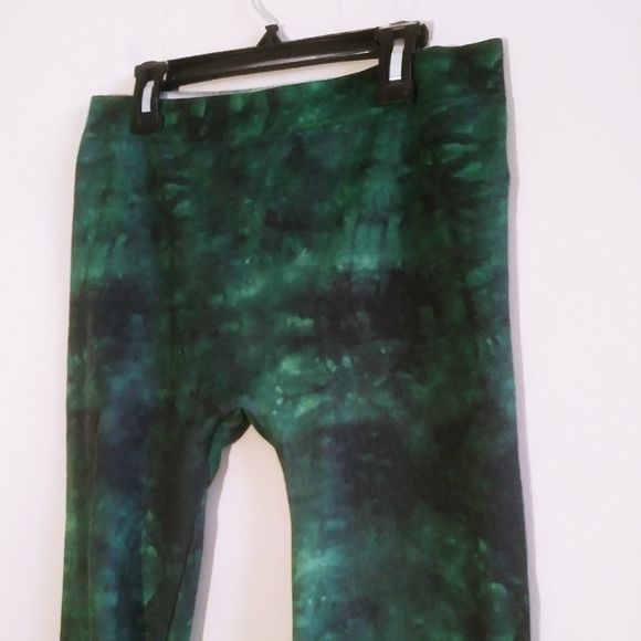 Dex Woman Green & Black Leggings Medium - Picture 7 of 11